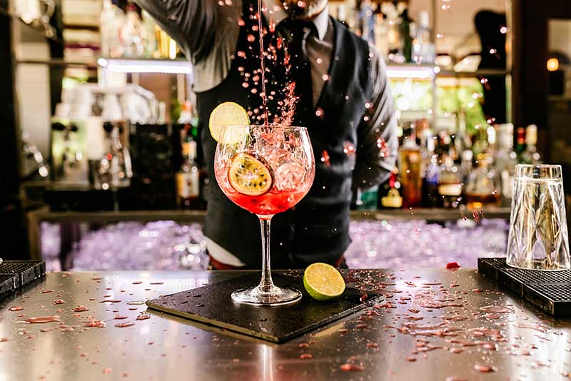 Cocktail en préparation